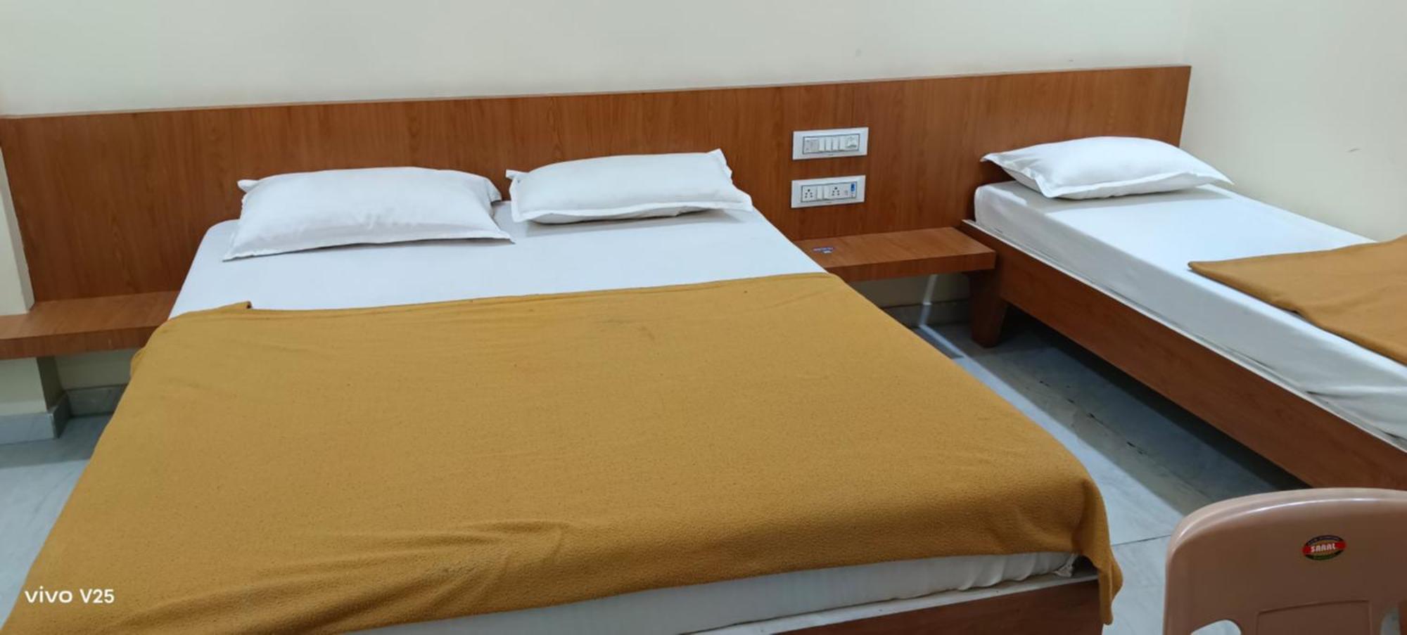 Hotel Tulsi Сомнатх Экстерьер фото